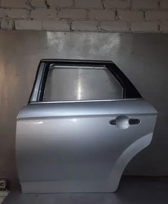 Ford Mondeo MK IV Rear door 