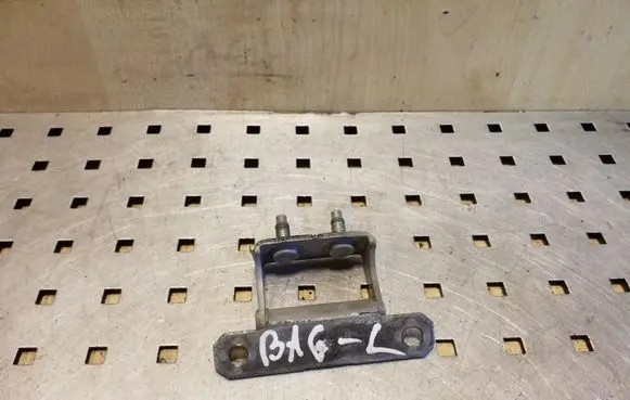 Nissan X-Trail T31 Tailgate/trunk/boot hinge