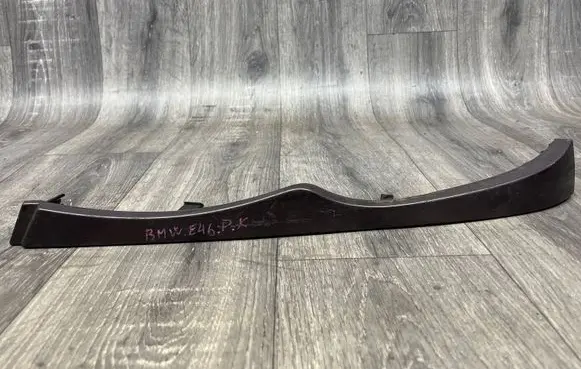 BMW 3 E46 Under headlight/headlamp trim 11460913 7030553