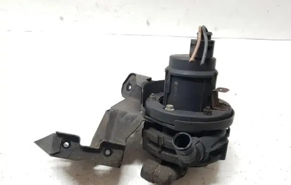 Audi A6 S6 C5 4B Other engine bay part 078906601D