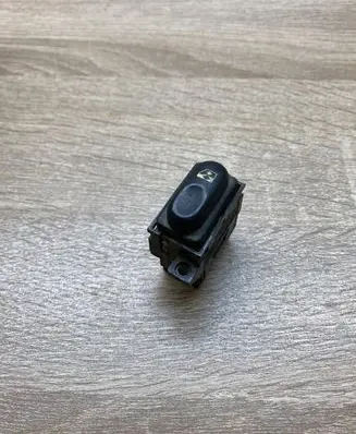 Renault Clio III Electric window control switch