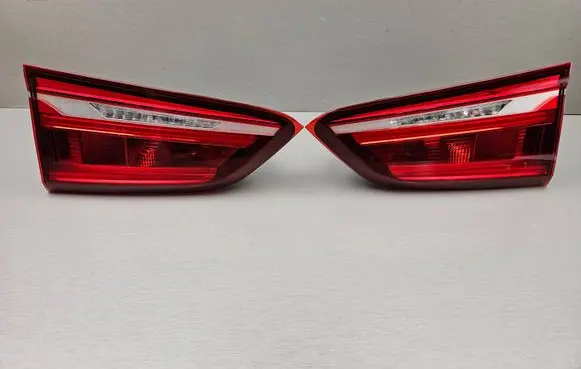 BMW X1 F48 F49 Tailgate rear/tail lights 7350697 7350698 63217350697