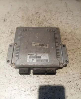 Citroen C5 Engine control unit/module 0281010589