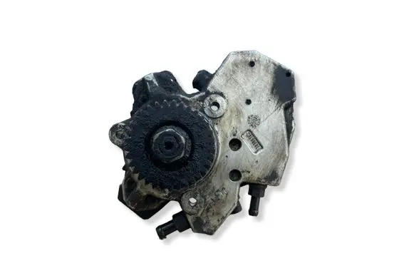 Mercedes-Benz ML W164 Fuel injection high pressure pump A6420700201