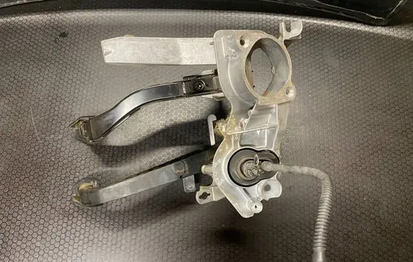 Audi A6 S6 C6 4F Pedal assembly 4F1721117D