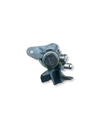 Audi A4 S4 B6 8E 8H Tailgate exterior lock 8E0827573