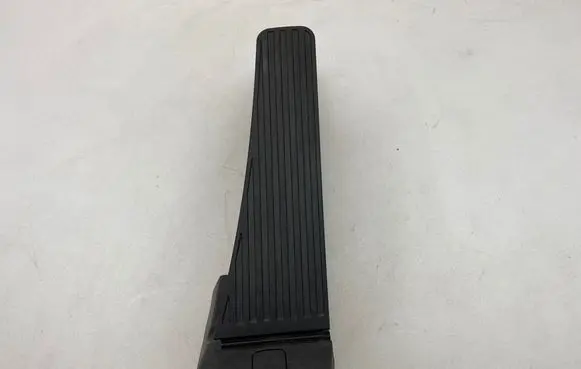 Volvo S90, V90 Accelerator throttle pedal 31489764 E170309 064156