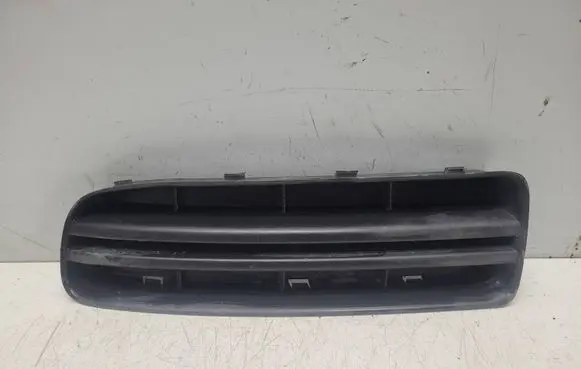 Skoda Octavia Mk1 (1U) Front bumper lower grill 1U0807367