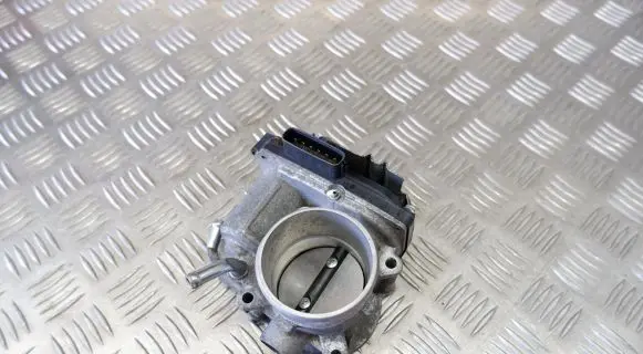 Mitsubishi Outlander Throttle valve