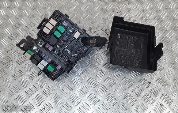 KIA Optima Fuse module 912392t030
