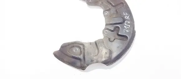 Audi A4 S4 B6 8E 8H Front brake disc dust cover plate 