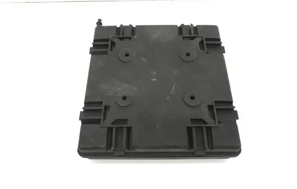 Vacuum air tank