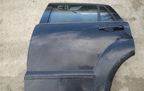 Dodge Caliber Rear door juodos