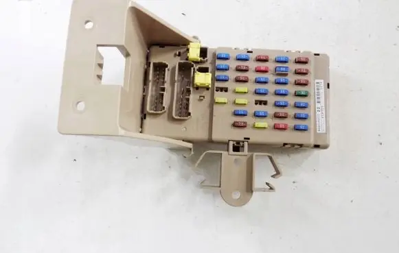 Subaru Outback Fuse module