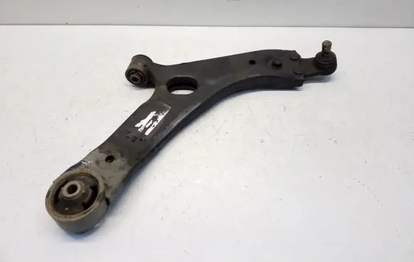 Hyundai ix35 Front lower control arm/wishbone