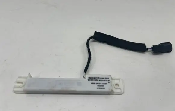 Renault Captur II Aerial antenna amplifier 285903301R