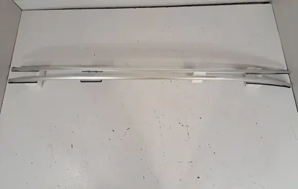 Roof bar rail