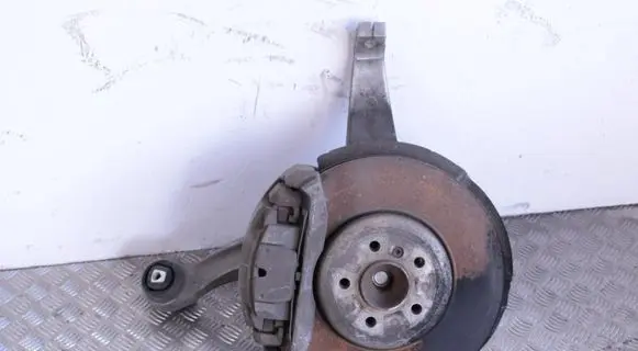 BMW 7 F01 F02 F03 F04 Front wheel hub 6775270