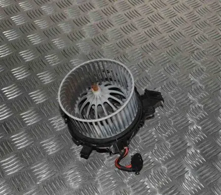 Audi A5 8T 8F Heater fan/blower U08530031J0972752