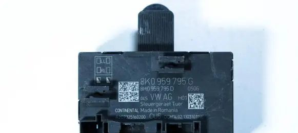 Audi A4 S4 B8 8K Door control unit/module 8K0959795G