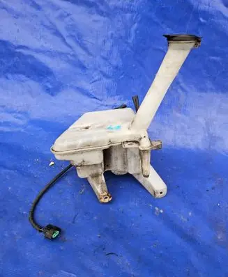 Toyota Verso-S Windshield washer fluid reservoir/tank 060851-375 85315-52300