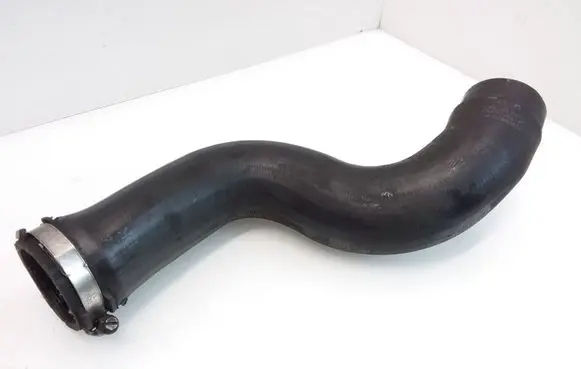 Audi A4 S4 B8 8K Intercooler hose/pipe 8K0145737Q