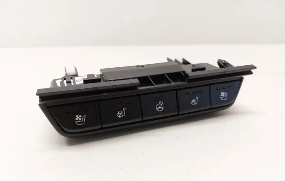 KIA Sportage Seat heating switch 4A920K1000 4A920B1800