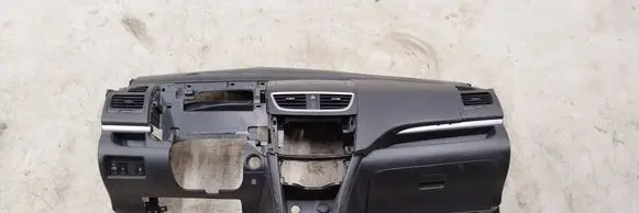 Suzuki Swift II Dashboard 7311171l1
