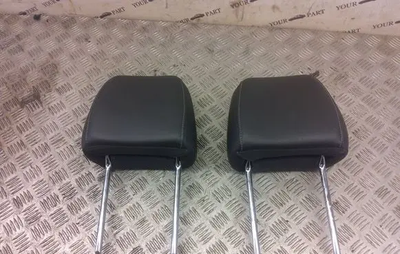 Ford Kuga II Front seat headrest 