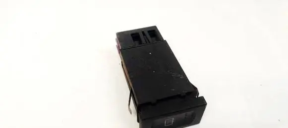 Volkswagen PASSAT B5 Windscreen/window heater switch 3B0959621E