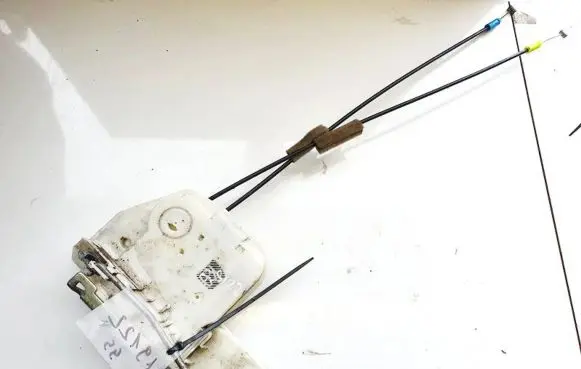 Mitsubishi ASX Front door lock