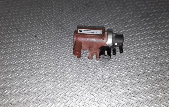 Ford C-MAX I Turbo solenoid valve 728328070