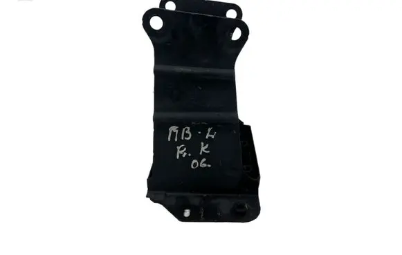 Mercedes-Benz A W169 Front bumper mounting bracket 130500210 10W055845