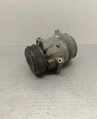 Renault Megane I Air conditioning (A/C) compressor (pump) 7700105765 6561320 1135309