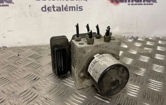 Opel Insignia A ABS Pump 13316697