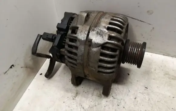 Renault Master II Generator/alternator