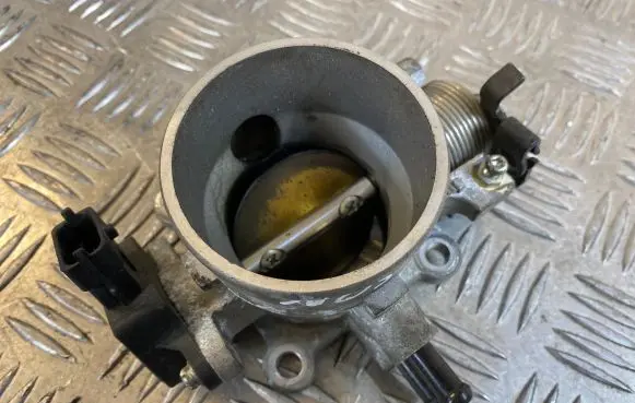 Hyundai Tucson JM Throttle valve 3510023701 8K250661