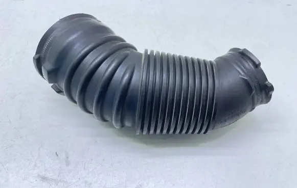 Audi A6 S6 C6 4F Air intake hose/pipe 4F0129615L