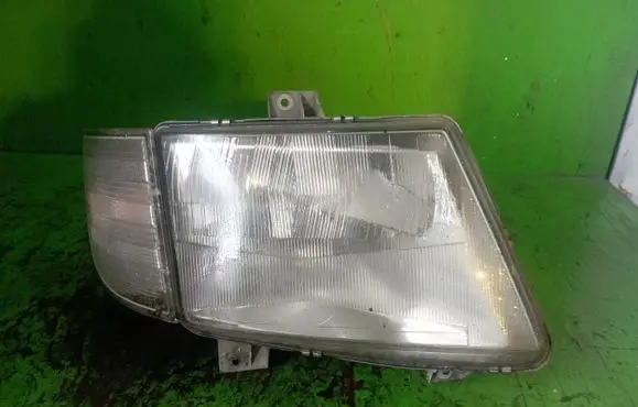 Mercedes-Benz Vito Viano W638 Headlight/headlamp