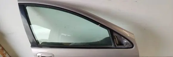 Chrysler Concorde Front door