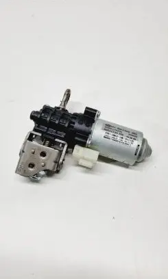 Hyundai Santa Fe Seat adjustment motor 88683C1100