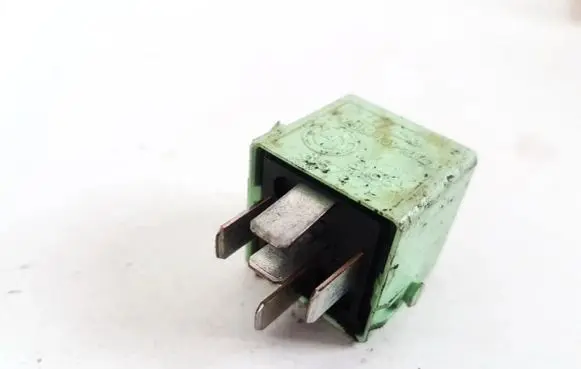 BMW 5 E39 Other relay 61368373700 61.36-8373700