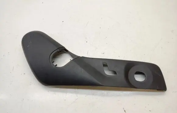 Mercedes-Benz C W204 Seat trim A2049180630