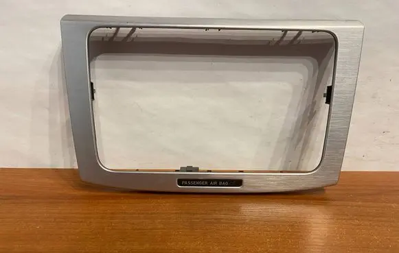 Volkswagen PASSAT B6 Radio/GPS head unit trim 3C0858069P