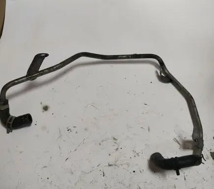Mercedes-Benz CLA C117 X117 W117 Engine coolant pipe/hose A2702031582