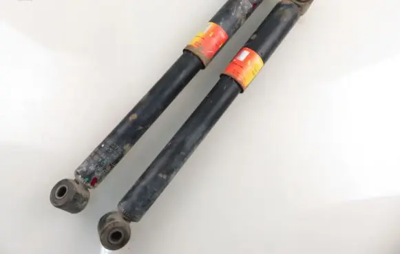 Opel Vivaro Rear shock absorber/damper JGT311T