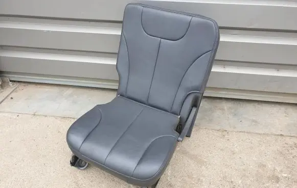 Chrysler Pacifica Seat set 