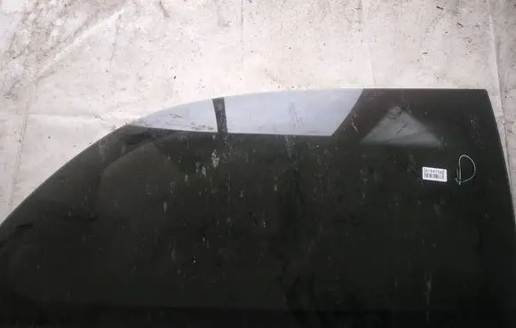 Dodge Grand Caravan Rear side window as3