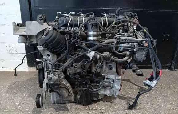 Volvo V60 Engine D5244T15 31338169 36002664