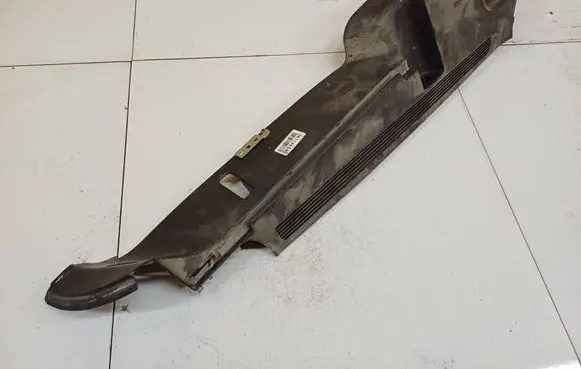 Skoda Octavia Mk2 (1Z) (D) pillar trim (bottom) 1Z9867762